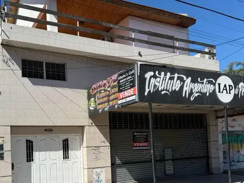 CASA Y LOCAL COMERCIAL