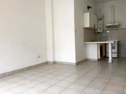 Depto Tipo Casa en Alquiler de Monoambiente