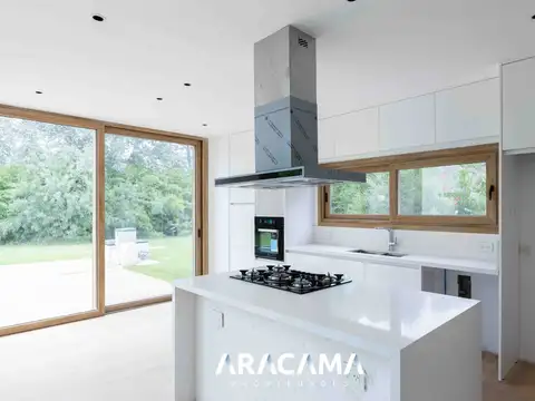 Casa en Venta de 5 dormitorios