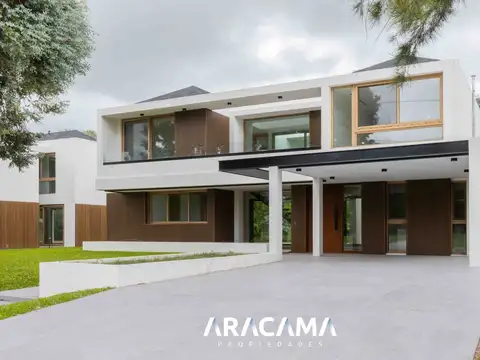 Casa en Venta en Saint Thomas Este
