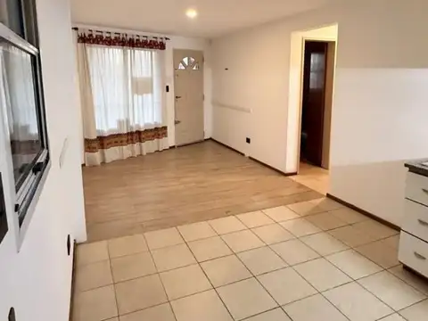 Depto Tipo Casa en Venta en Haedo, USD 56.500