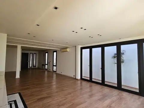 Depto Tipo Casa 2 ambientes con 1 baño
