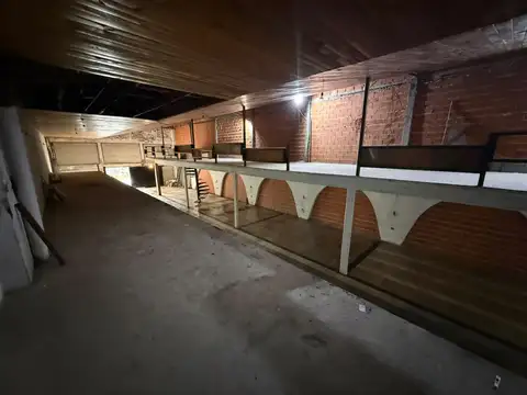 Galpón multiuso en alquiler en La Plata