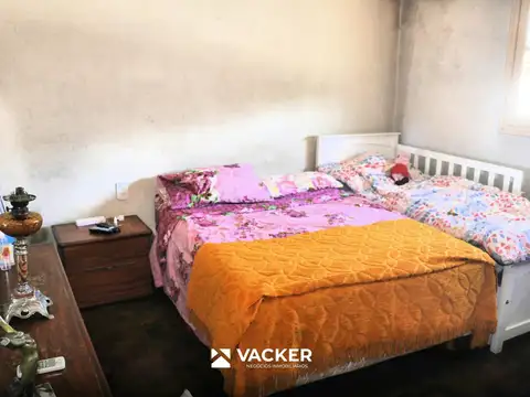 Venta casa 2 plantas de 3 dormitorios APTO CRÉDITO en barrio San Francisquito