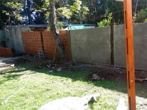 Casa 3 ambientes con 1 baño