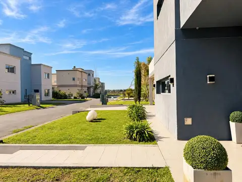 Casa en Alquiler de 3 dormitorios