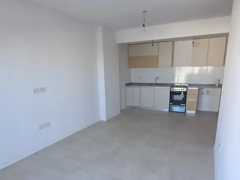 BALCON TERRAZA 2 AMBIENTES AL FRENTE UNA JOYITA Departamento en venta en Liniers