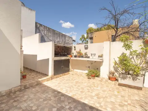 PH en Venta en Monte Castro, CABA