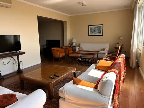 Departamento en Alquiler en Recoleta, USD 2.500