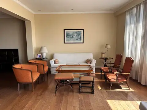 Departamento 5 ambientes con 3 baños