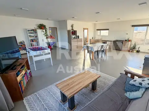 CASA 4 DORMITORIOS-BELLA VISTA OESTE
