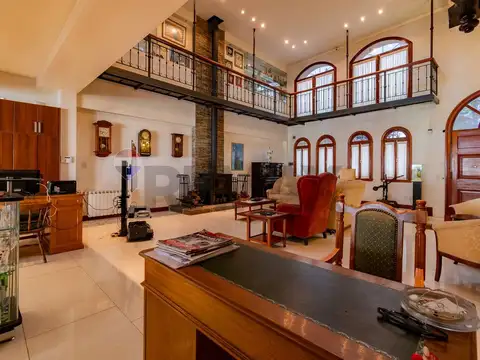 CASA CON JARDIN Y PILETA FINANCIA 100% 