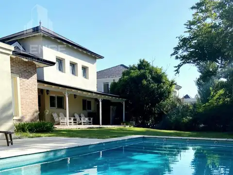 Casa en Venta en Quilmes, USD 679.000