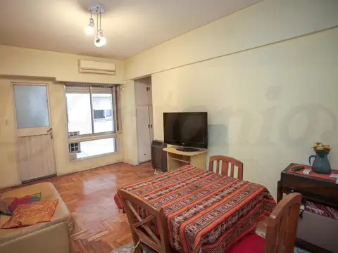Departamento 2 Ambientes en venta a metros de Parque Chacabuco – Excelente ubicación