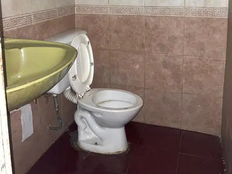 Galpon en Alquiler en Granadero Baigorria, $ 700.000