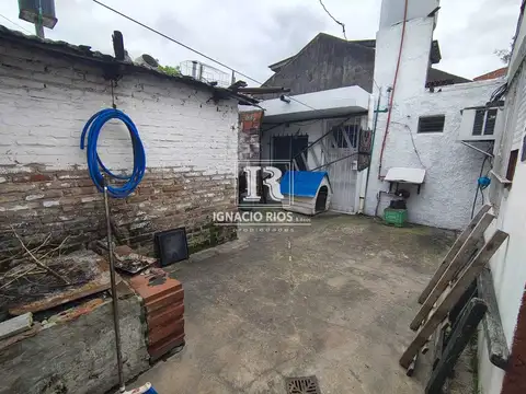 Casa 4 ambientes con 1 baño