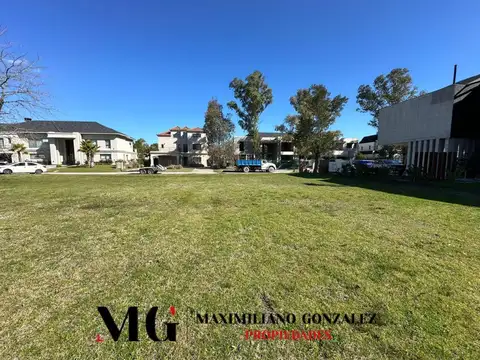 Terreno en Venta 35  mts Fondo