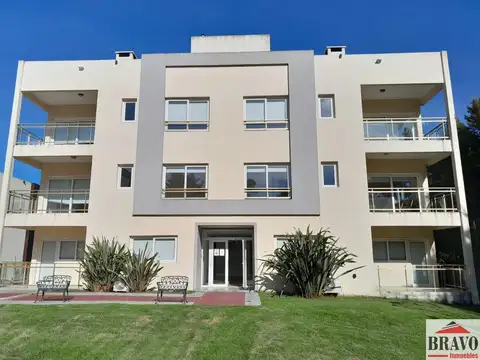 Departamento en venta c/ cochera en Las Gaviotas