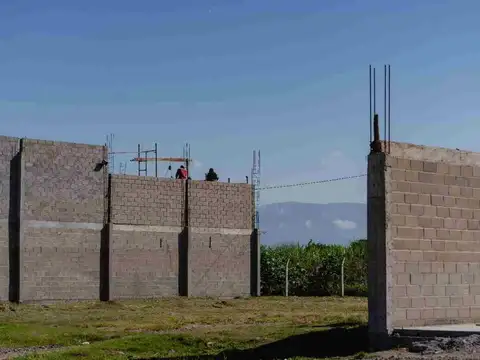 VENTA GALPON 300 M2 SOBRE AV CIRCUNVALACION