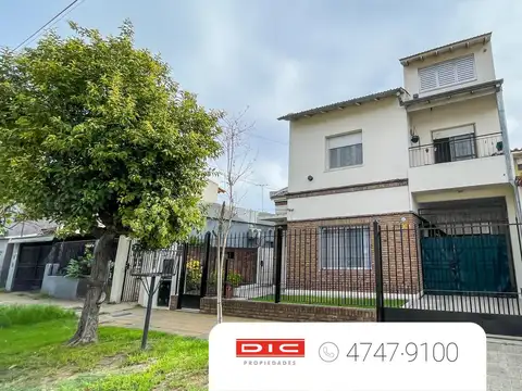 Casa 4 dormitorios Venta - Beccar