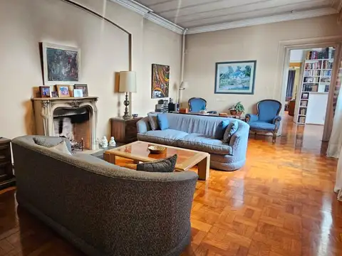 Venta departamento Palermo 4 dormitorios balcón