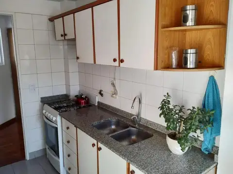 Departamento en Alquiler con 1 cocheras