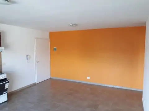 Departamento en Alquiler en Parque Luro, $ 850.000