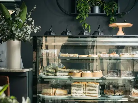 CAFÉ & PASTELERÍA DE PRESTIGIO – MARCA CONSOLIDADA