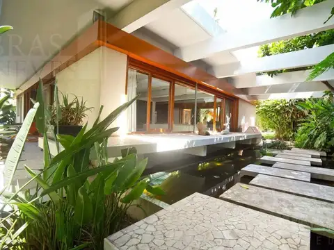 Casa en Venta en Olivos, USD 2.680.000
