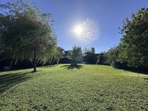 Casa en Venta con 1 cochera