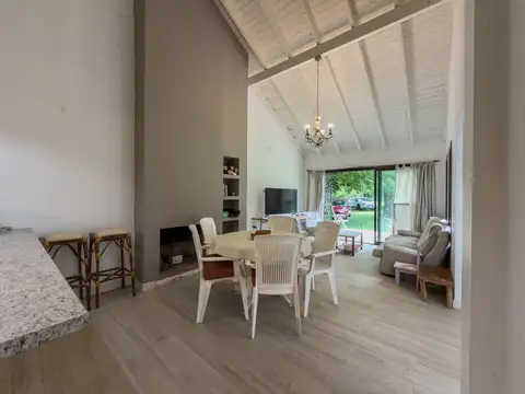 Quinta en Venta en Villa Parque Sicardi, USD 200.000