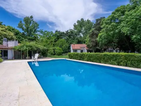 Quinta en Venta en Villa Parque Sicardi, USD 200.000