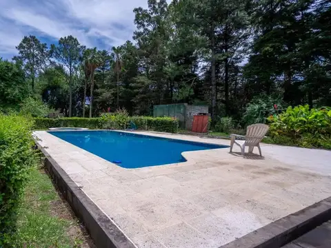 CASA QUINTA EN VENTA SICARDI 2 DORMITORIOS PILETA