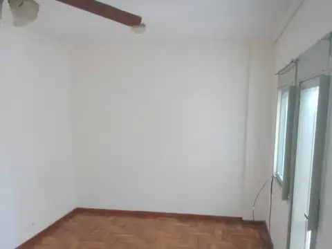 Departamento en Alquiler en Parque Patricios, $ 390.000