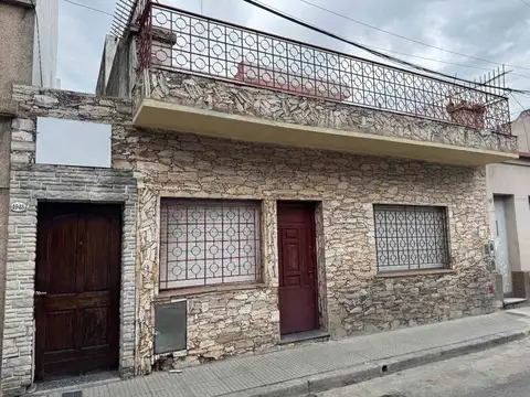 Pasaje Moises Lebensohn 1000