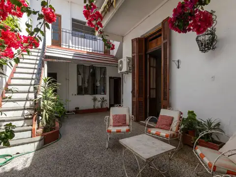 HERMOSO PH 5 AMB EN VENTA POMPEYA PATIO Y TERRAZA