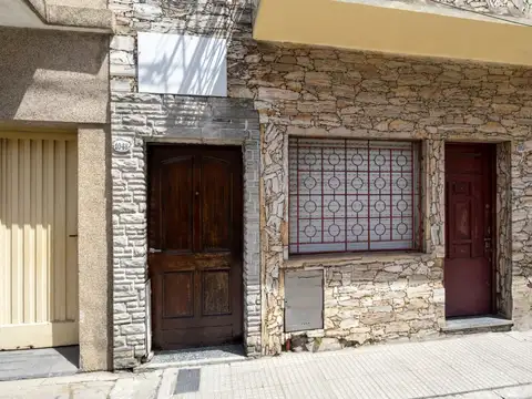 Depto Tipo Casa en Venta de 5 ambientes