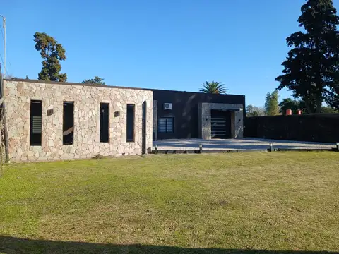 Casa en Venta en La Reja Chica, USD 265.000