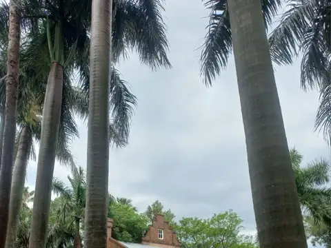   CASA EN VENTA – ZONA MAIPÚ / RUTA 12
