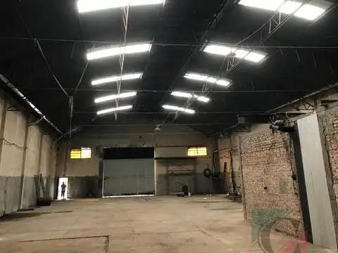 Galpon en Alquiler en Lanus Oeste, $ 5.000.000