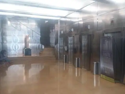 Av. Corrientes al 200 17°