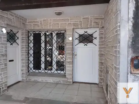 PH en Venta - 6 Dormitorios 2 Baños - 243mts - Mar Del Plata