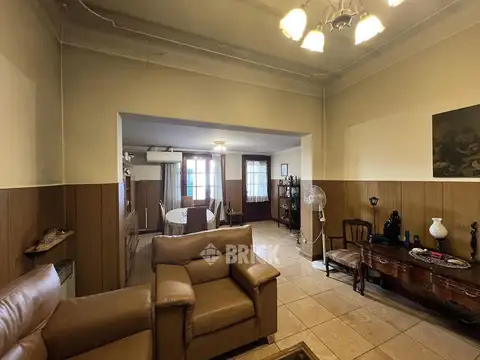 Casa en Venta en Villa del Parque, USD 449.000