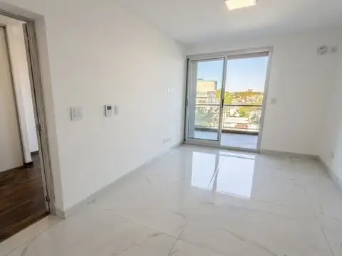 Av. Pellegrini 3868 , Piso 5