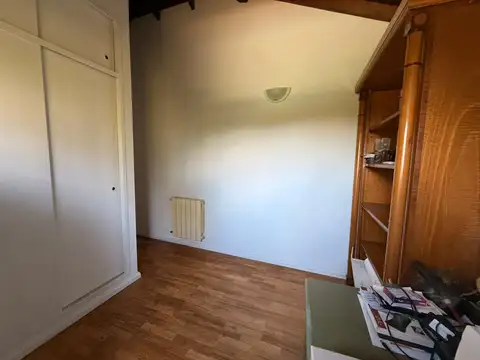 Casa en venta de 3 dormitorios + loft con entrada independiente en el Molino