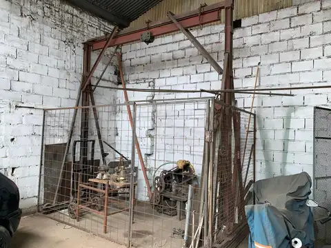 Galpon en Venta 23  mts Fondo