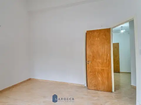 Depto Tipo Casa en Venta en Caballito, USD 145.000