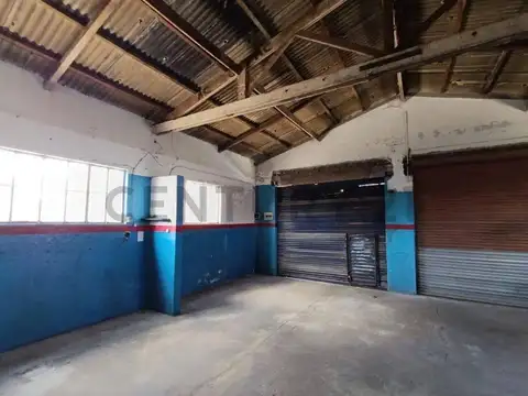 Oportunidad de Inversión – Galpón a Reciclar en Villa Primera