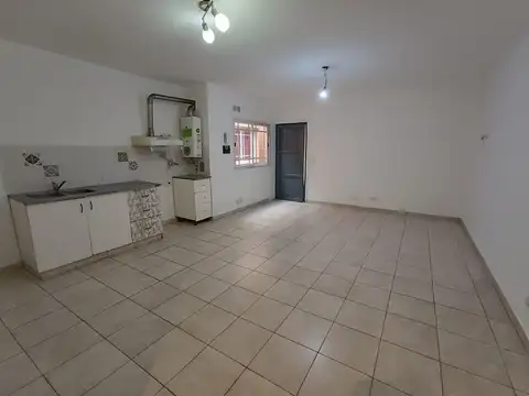 Departamento en Alquiler en Tapiales, $ 490.000