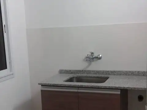 Depto Tipo Casa 2 ambientes con 1 baño